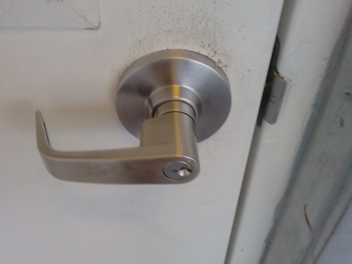 Lever handle door knobs